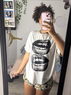 Graphic Lips Print White T Shirt Y2K Streetwear